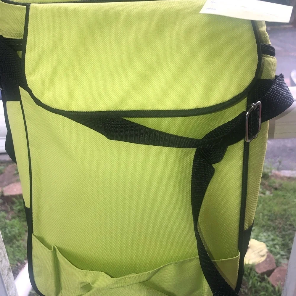 Ulta beauty green thermal bag
